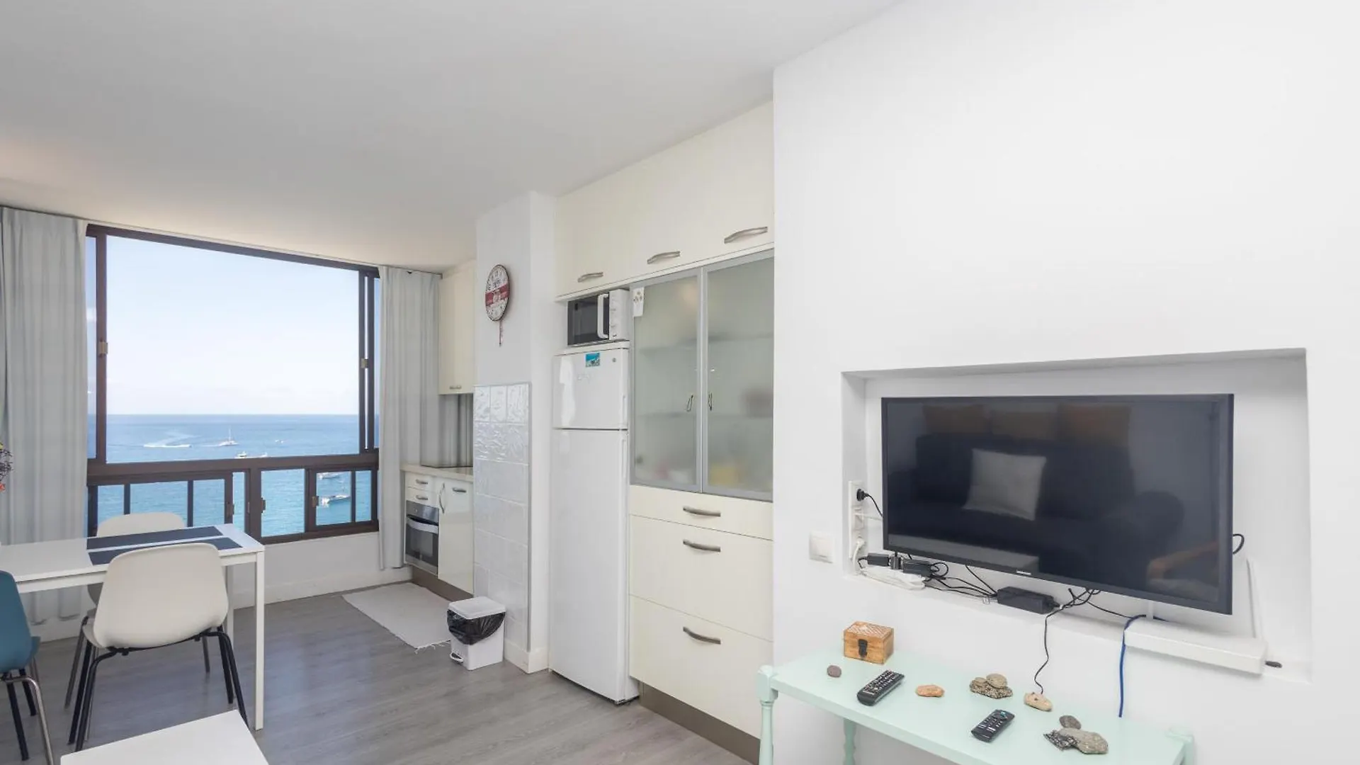 1St Line Don Paco Seaviews Apartment Mogan Spain